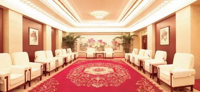 這是關(guān)于沈陽賓館主營業(yè)務(wù)沈陽草坪婚禮場地和沈陽婚宴場地的圖片